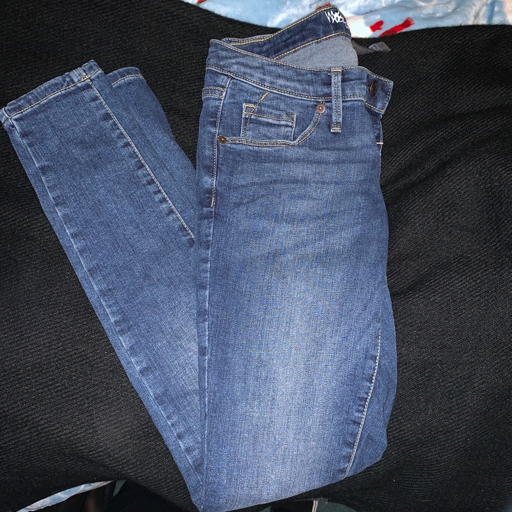 jeans